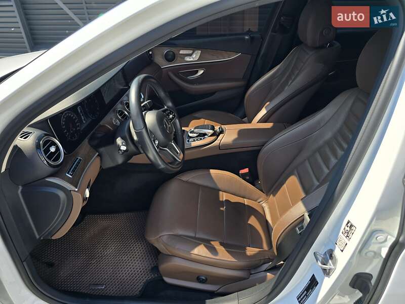 Седан Mercedes-Benz E-Class 2018 в Хмельницком