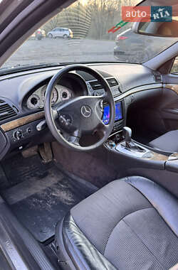 Седан Mercedes-Benz E-Class 2005 в 