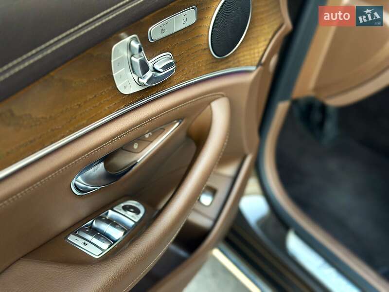 Седан Mercedes-Benz E-Class 2017 в Вінниці