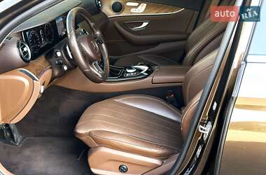 Седан Mercedes-Benz E-Class 2017 в 