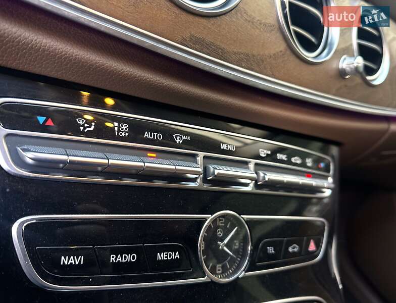 Седан Mercedes-Benz E-Class 2017 в Вінниці