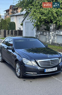 Седан Mercedes-Benz E-Class 2011 в Черновцах