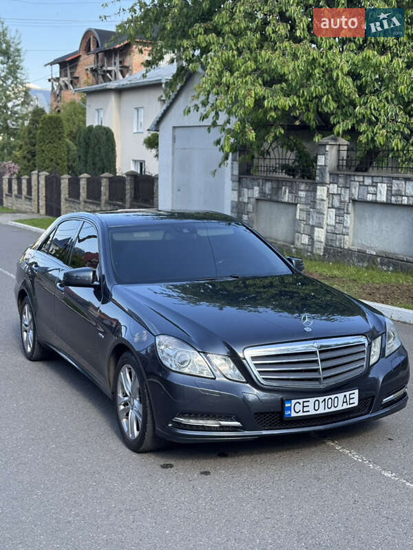Mercedes-Benz E-Class 2011