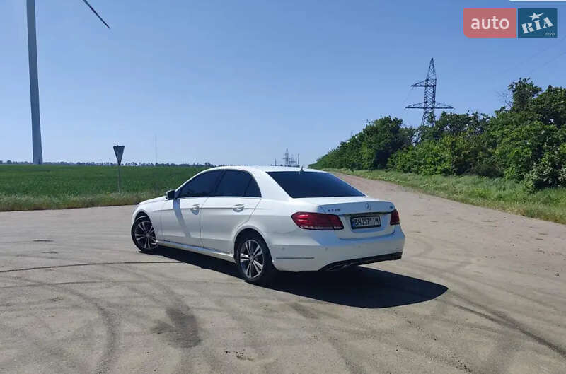 Седан Mercedes-Benz E-Class 2013 в Одесі