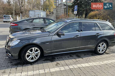 Универсал Mercedes-Benz E-Class 2009 в 