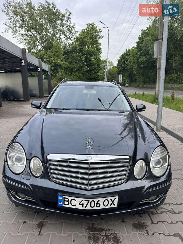 Универсал Mercedes-Benz E-Class 2008 в Львове