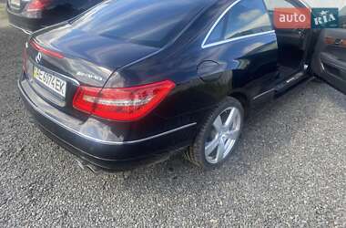 Купе Mercedes-Benz E-Class 2012 в 