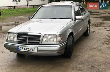 Седан Mercedes-Benz E-Class 1995 в Вижниці