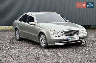 Седан Mercedes-Benz E-Class 2004 в 