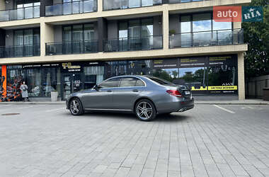 Седан Mercedes-Benz E-Class 2016 в 