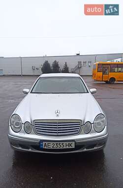 Седан Mercedes-Benz E-Class 2004 в 