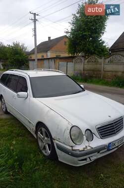 Универсал Mercedes-Benz E-Class 2001 в 