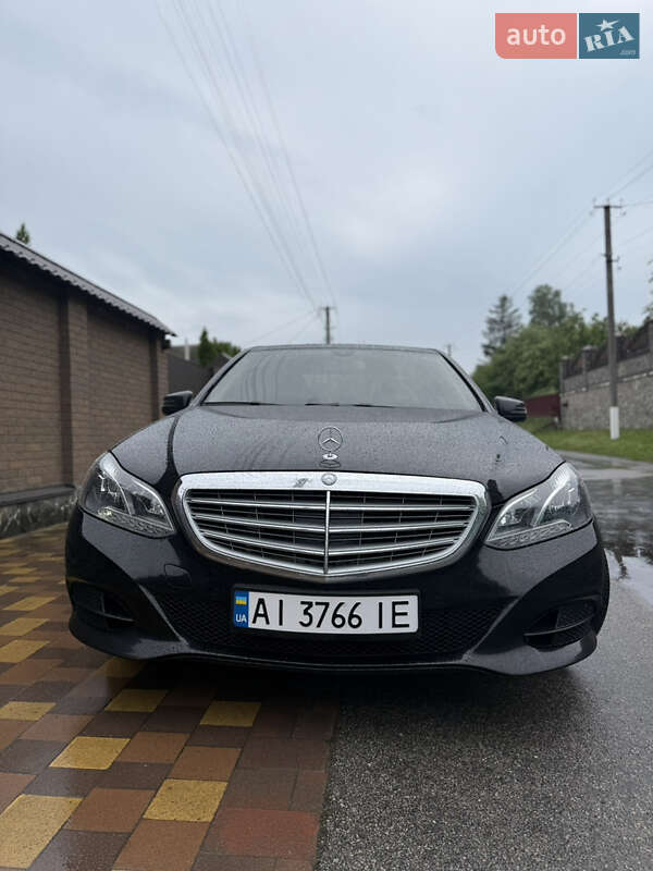 Седан Mercedes-Benz E-Class 2015 в Кагарлику