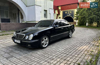 Седан Mercedes-Benz E-Class 2000 в Сумах