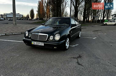 Седан Mercedes-Benz E-Class 1998 в Черкассах