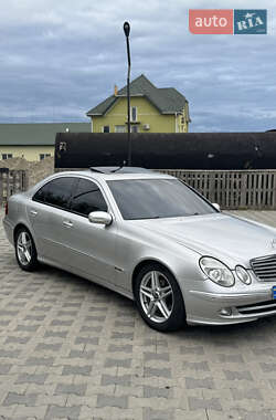 Седан Mercedes-Benz E-Class 2003 в 