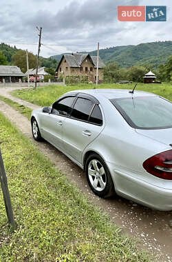 Седан Mercedes-Benz E-Class 2002 в 