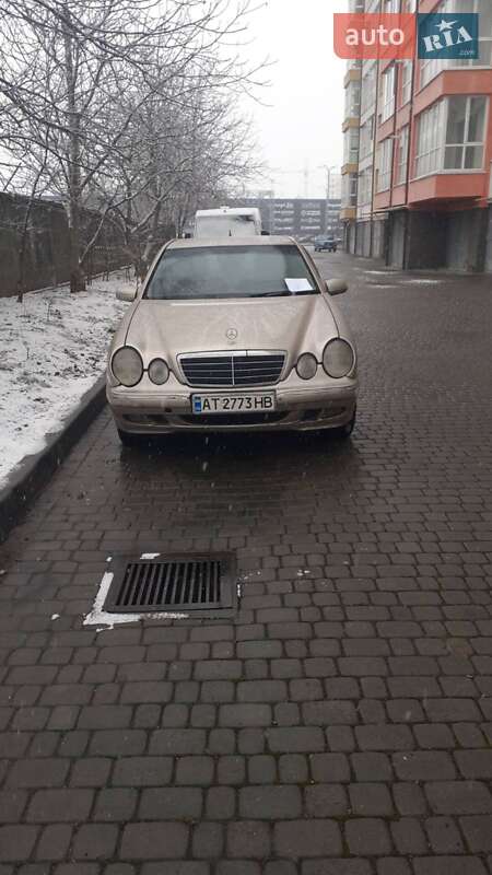 Mercedes-Benz E-Class 2001