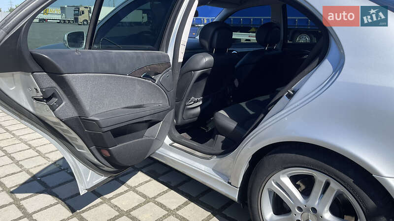 Седан Mercedes-Benz E-Class 2007 в Мукачево