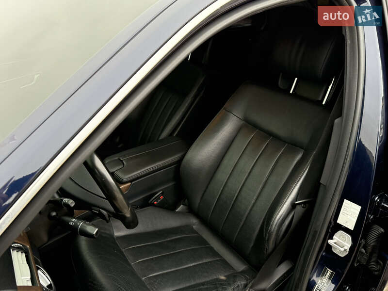 Седан Mercedes-Benz E-Class 2012 в Ровно