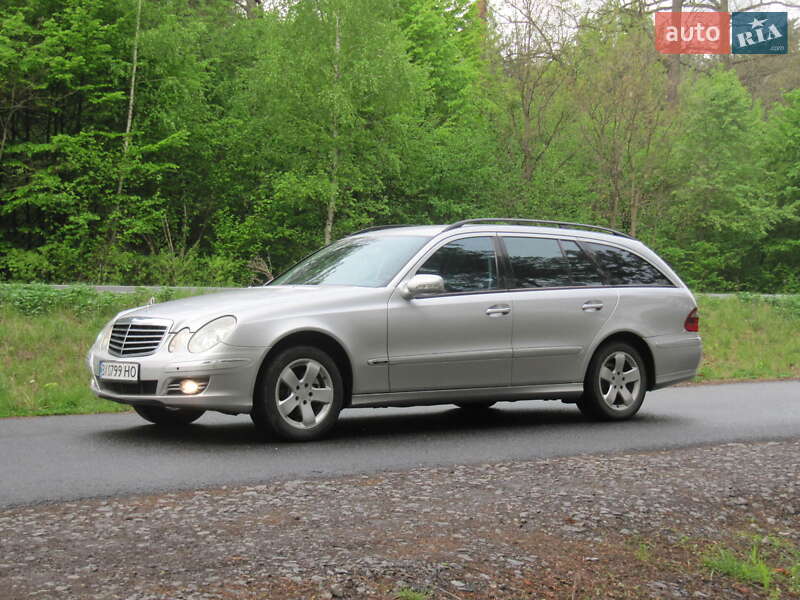 Универсал Mercedes-Benz E-Class 2004 в 