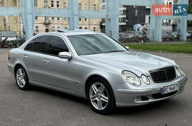 Седан Mercedes-Benz E-Class 2002 в Львове