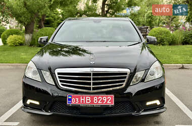 Седан Mercedes-Benz E-Class 2011 в 