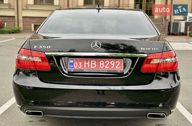 Седан Mercedes-Benz E-Class 2011 в 