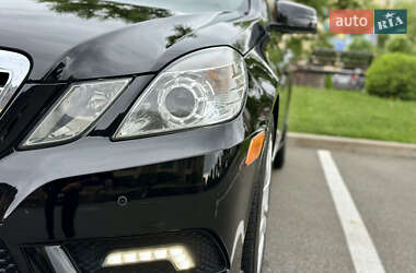 Седан Mercedes-Benz E-Class 2011 в 
