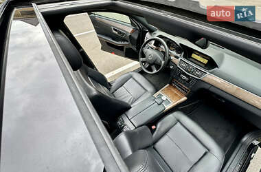Седан Mercedes-Benz E-Class 2011 в 