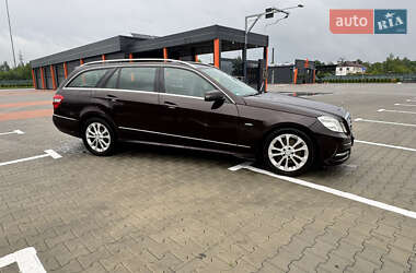 Универсал Mercedes-Benz E-Class 2011 в Виннице