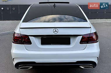 Седан Mercedes-Benz E-Class 2015 в 
