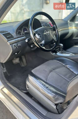 Универсал Mercedes-Benz E-Class 2004 в 