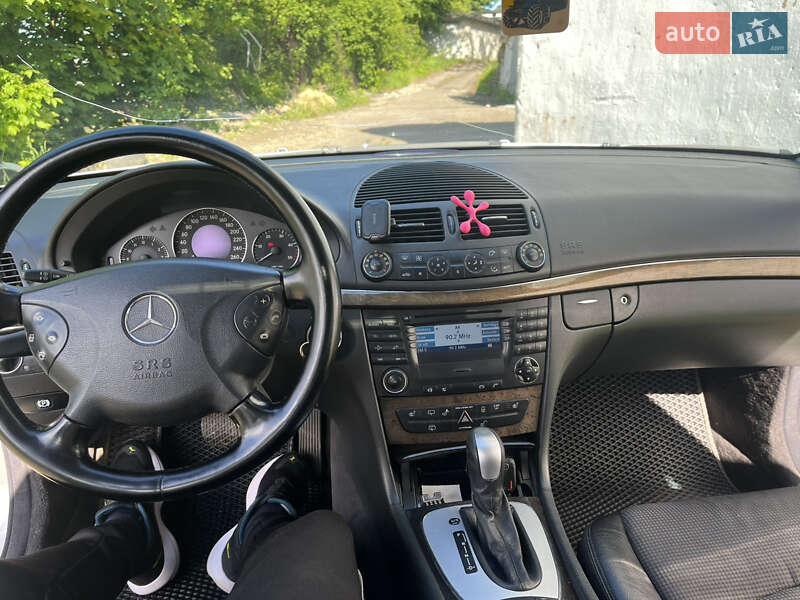 Універсал Mercedes-Benz E-Class 2004 в Львові