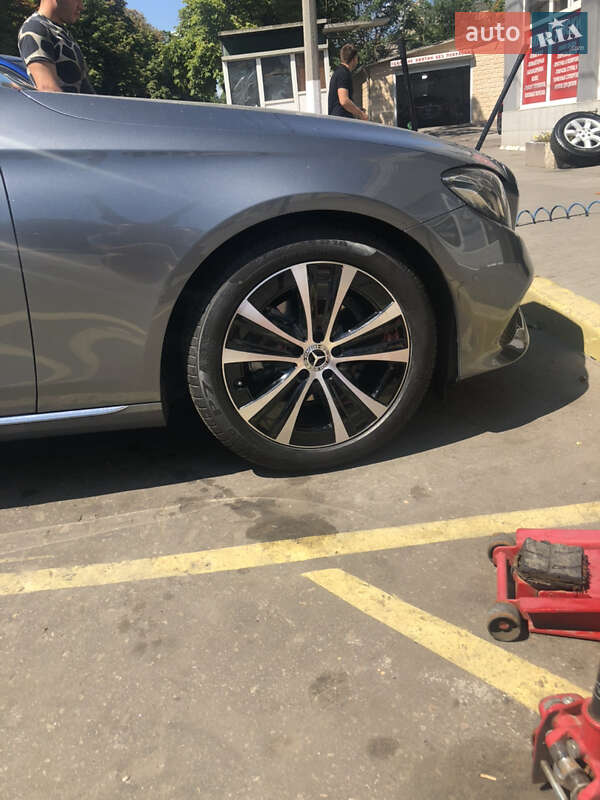 Седан Mercedes-Benz E-Class 2017 в Одессе