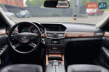 Седан Mercedes-Benz E-Class 2012 в 