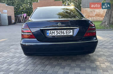 Седан Mercedes-Benz E-Class 2002 в 