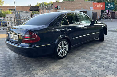 Седан Mercedes-Benz E-Class 2002 в 