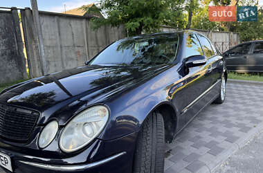 Седан Mercedes-Benz E-Class 2002 в 