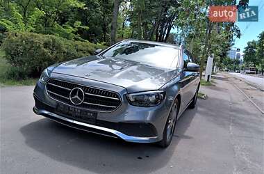 Универсал Mercedes-Benz E-Class 2020 в 