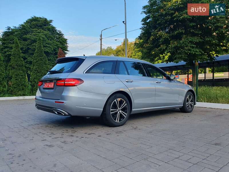 Универсал Mercedes-Benz E-Class 2021 в Киеве