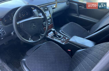 Седан Mercedes-Benz E-Class 1996 в 
