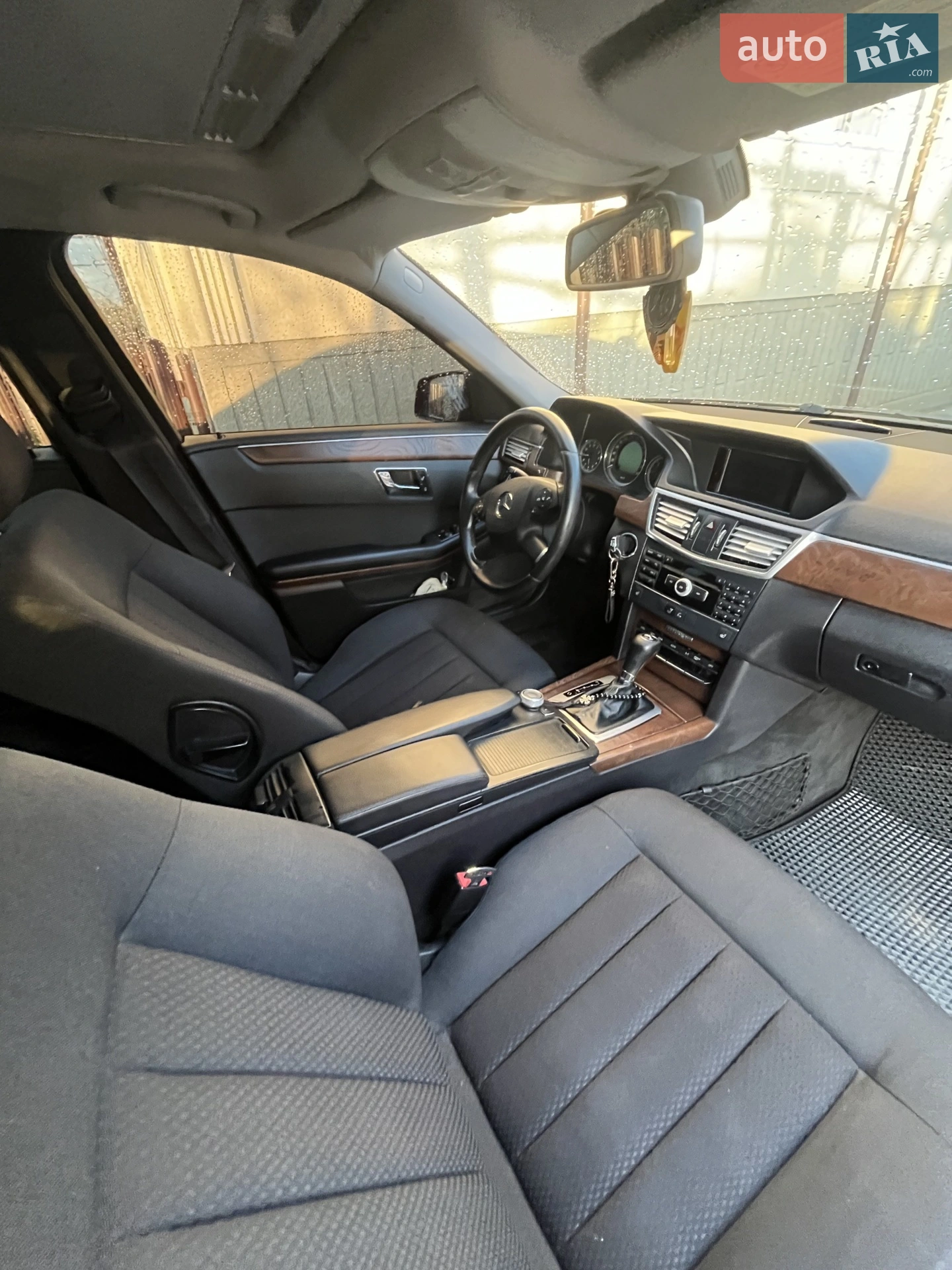 2011 Mercedes-Benz E-klasse - мініатюра 9