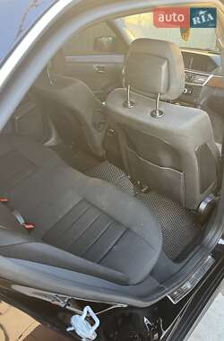 Седан Mercedes-Benz E-Class 2011 в Виноградові