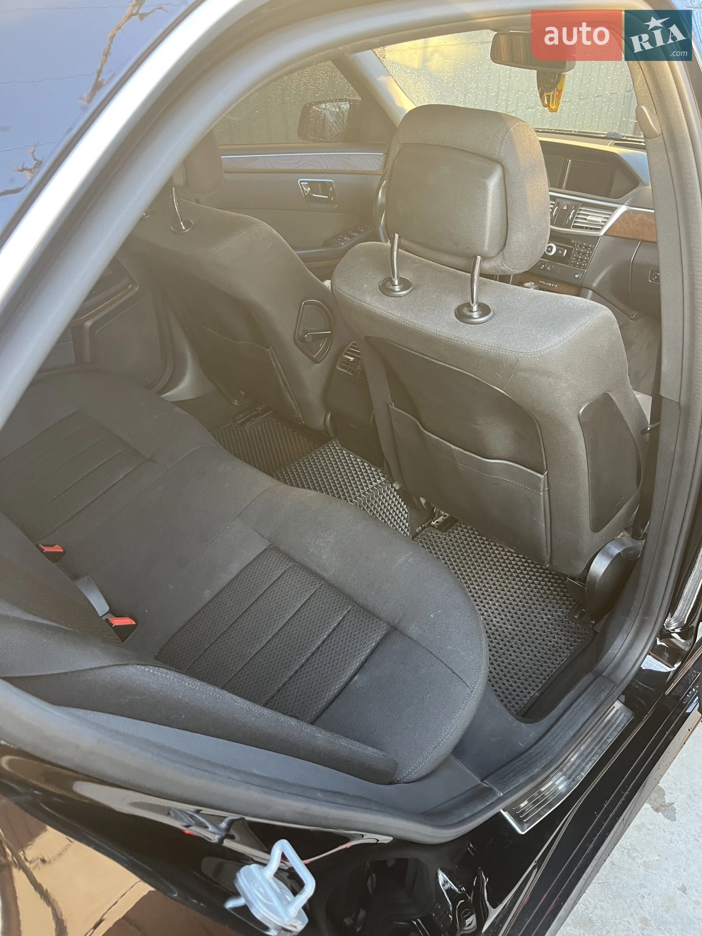 2011 Mercedes-Benz E-klasse - мініатюра 10