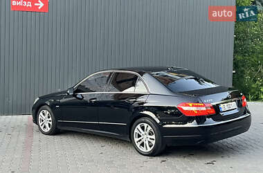 Седан Mercedes-Benz E-Class 2011 в 