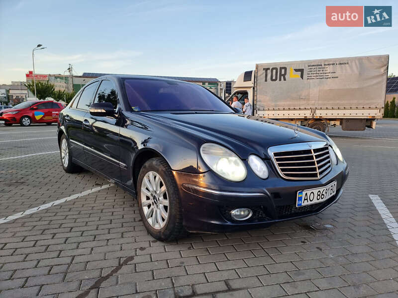 Седан Mercedes-Benz E-Class 2007 в Ужгороде