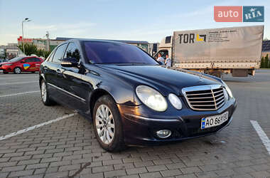 Седан Mercedes-Benz E-Class 2007 в 