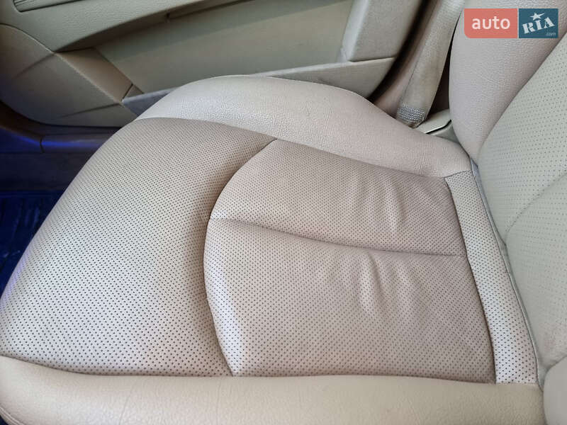 Седан Mercedes-Benz E-Class 2007 в Ужгороде