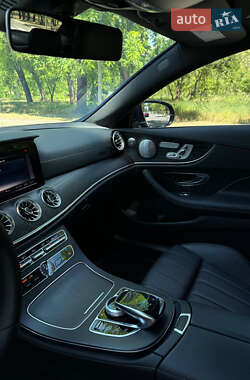 Купе Mercedes-Benz E-Class 2018 в 